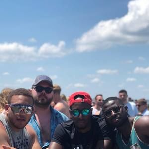 Meet your Posher, Devon